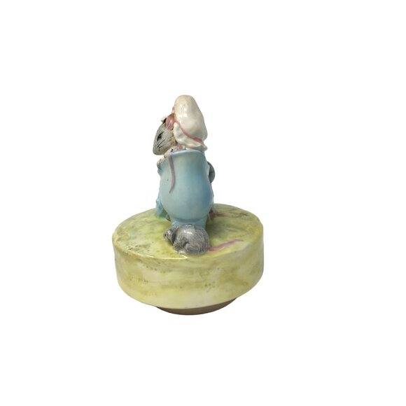 Vintage Schmid There was an old woman that lived in a shoe Music Box - Picture 4 of 7